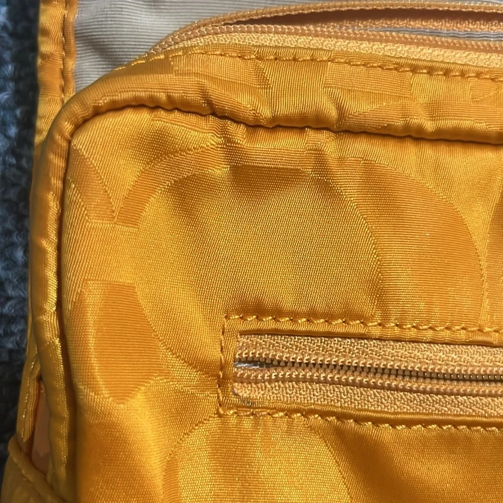 Coach Orange travel, toiletries vacation cosmetic Bag vintage yellow, rare big C - Picture 11 of 13